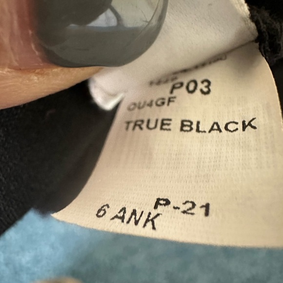 Womens black pants size 6 ankle length by VictoriaSecret New - Picture 2 of 3